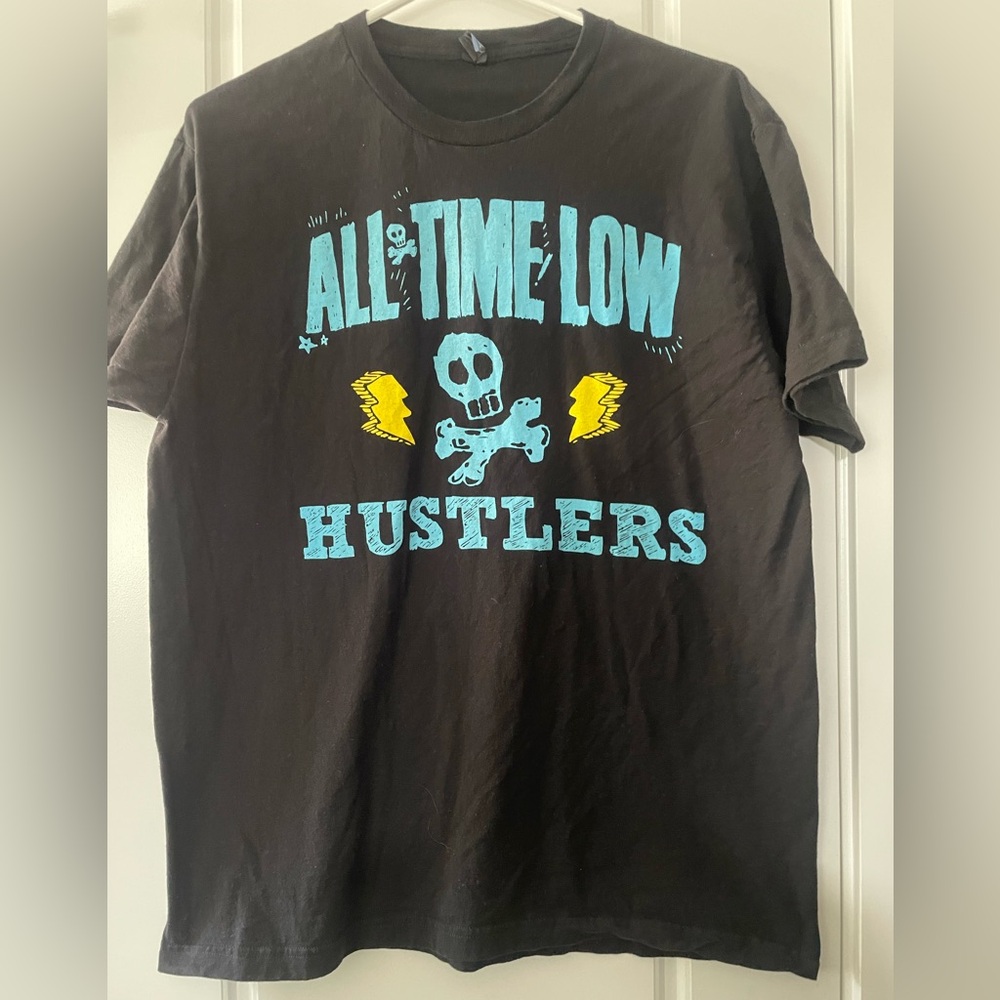 ✨ 3/$25 ✨ All Time Low Hustlers Graphic Tee